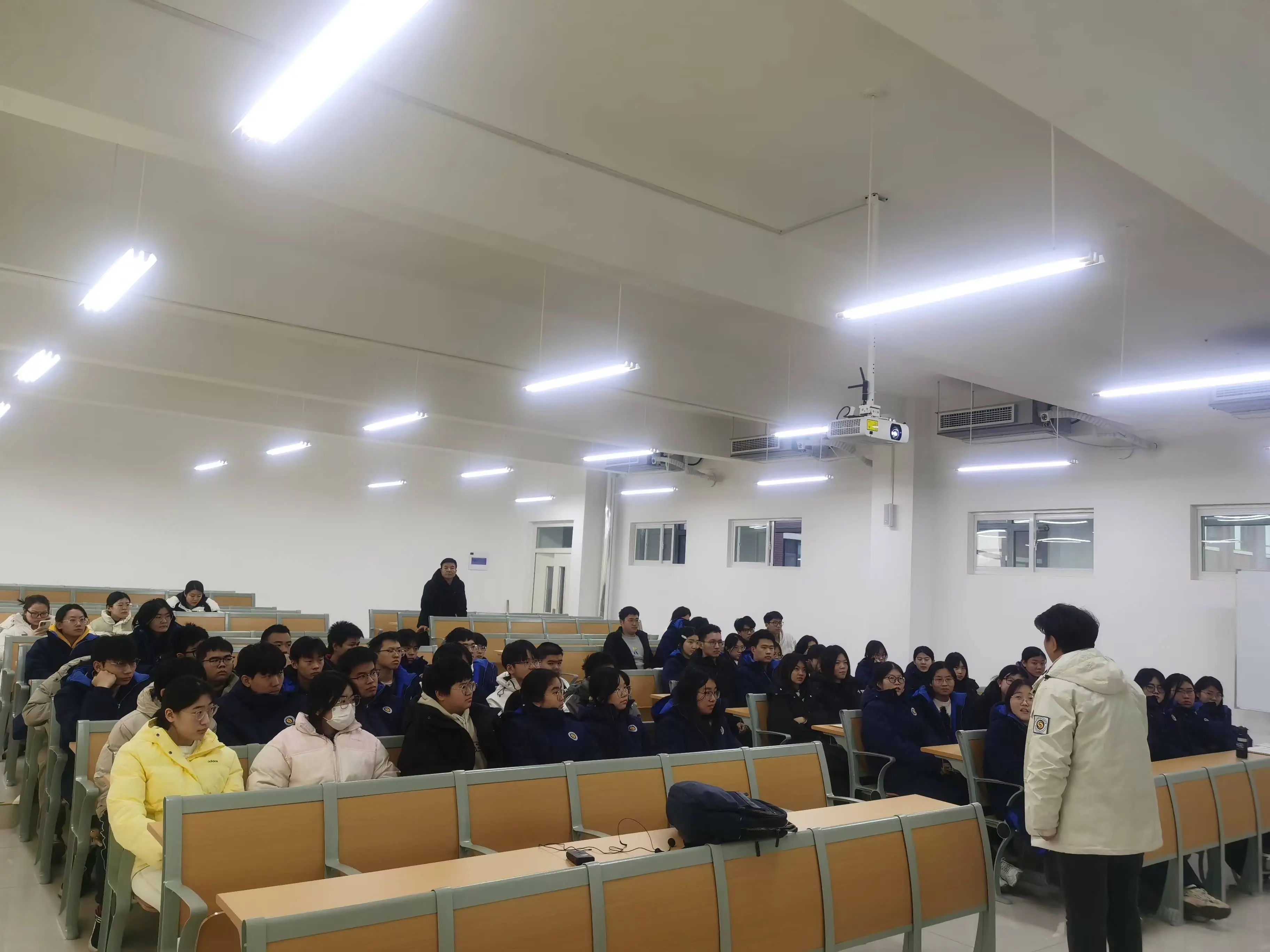 尊龙·凯时(官网)人生就是博!