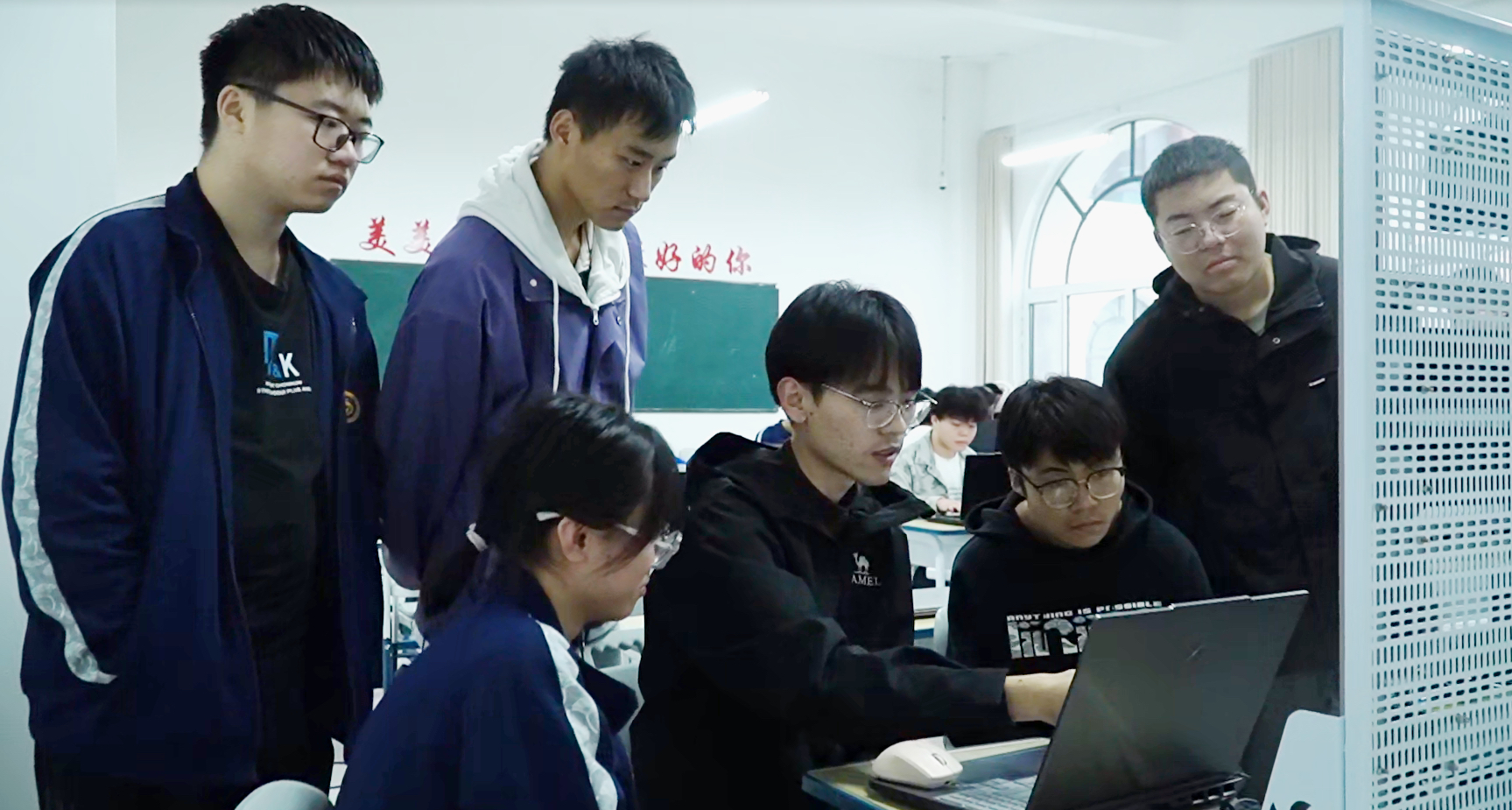 尊龙·凯时(官网)人生就是博!